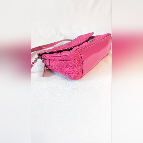 Vera Bradley Quilted Shoulder Bag Hot Pink Patent Leather Barbie Barbiecore EUC - Picture 7 of 10